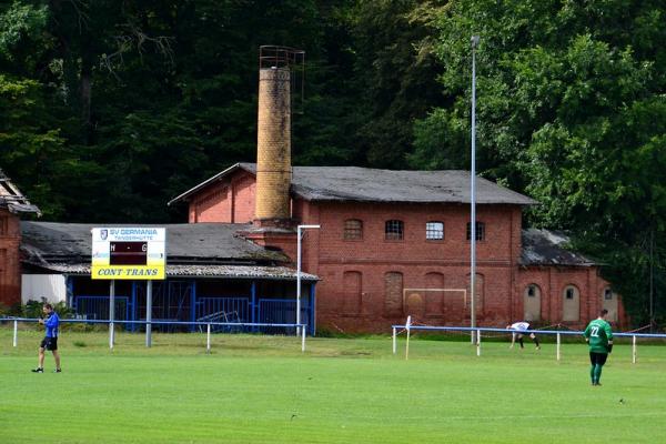Friedrich-Ludwig-Jahn-Sportplatz - Tangerhütte