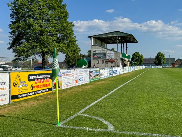 Stadion Vojtěcha Zeithamla - Hostouň u Prahy