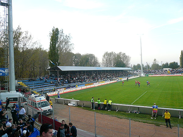 Stadionul Tineretului Urziceni - Urziceni