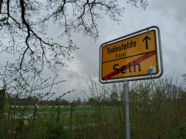 Sportanlage Kirchstraße - Seth/Holstein