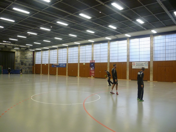 Glückauf-Halle - Duisburg