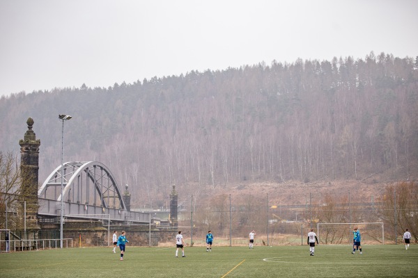 Sportplatz an der Carolabrücke - Rathmannsdorf