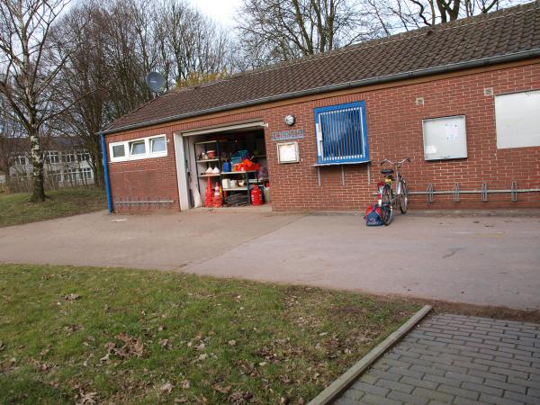 Sportplatz Albert-Schweitzer-Straße - Gelsenkirchen-Beckhausen