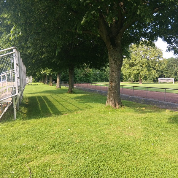 Bezirkssportanlage am Stadtwald - Neuss