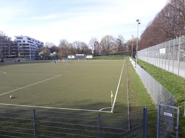 Gerner Sportpark Platz 2 - München-Gern