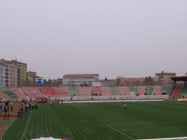 Diyarbakır Atatürk Stadyumu - Diyarbakır