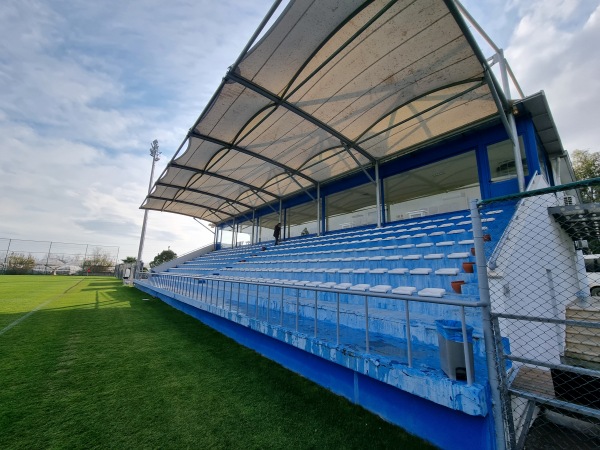 Titanik Resort Hotel Futbol Sahası - Lara