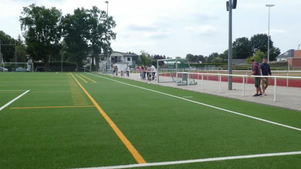 Erich-Ring-Stadion Nebenplatz - Erkner