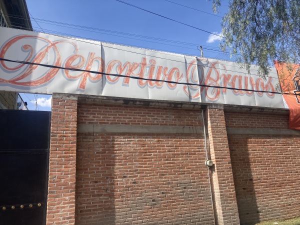 Cancha Deportivo Bravos - Chiautla, MEX