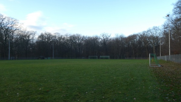 Sportanlage Salzdahlumer Straße B-Platz - Braunschweig-Mascherode