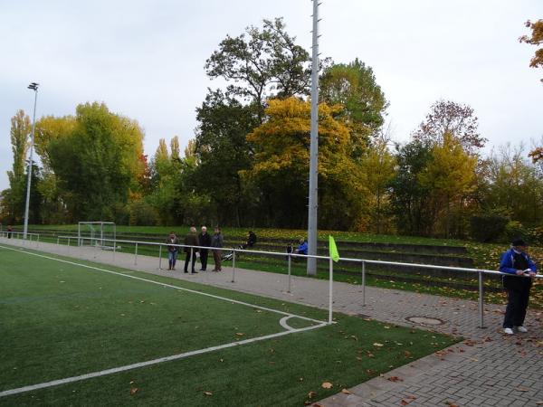 Roter Platz im Ostparkstadion - Frankenthal/Pfalz