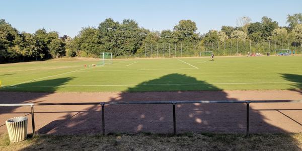 Bezirkssportanlage Reuschenberg - Neuss-Reuschenberg