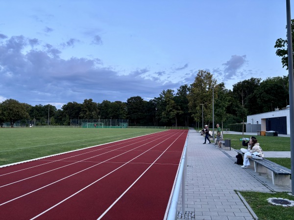 Bezirkssportanlage Surheimer Weg - München-Sendling