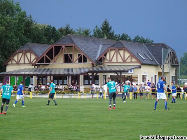 Sportplatz Lanzenkirchen - Lanzenkirchen