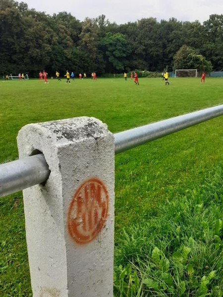 Sportplatz am Kapuzinerhölzl - München-Neuhausen