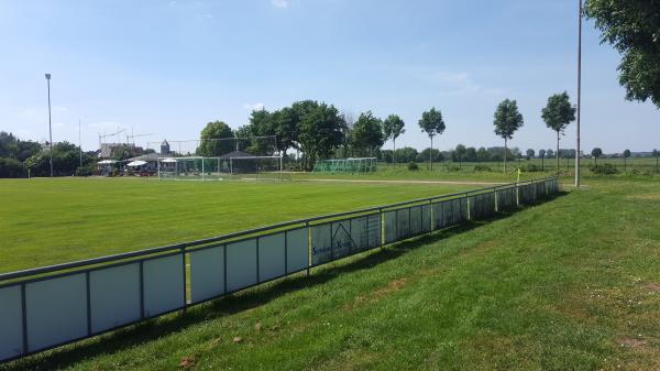 Pappelbaumstadion - Wesel-Ginderich