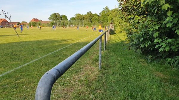 Sportplatz Rötgesbüttel - Rötgesbüttel