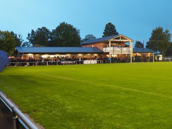 Sportanlage Hubertushöhe Platz 2 - Delbrück-Westenholz