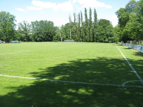 Sportanlage Am Luisium - Dessau-Roßlau-Waldersee