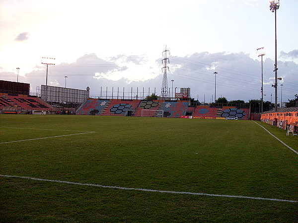 Shkhunat Hatikva Stadium - Tel Aviv