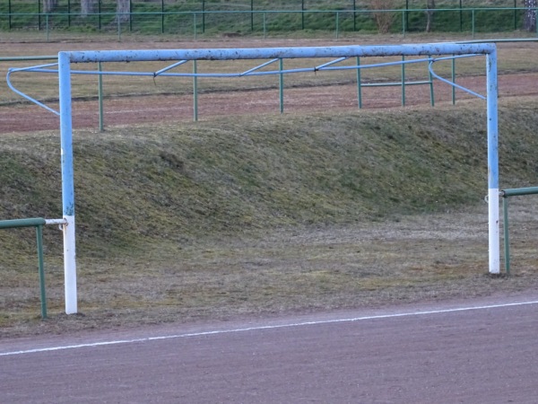 Stadion am Zementwerk Nebenplatz - Karsdorf-Wetzendorf
