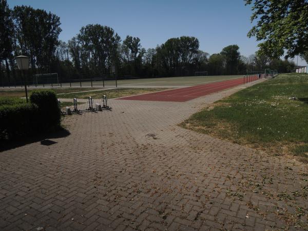 Sportgelände am Wickerbach - Wiesbaden-Delkenheim