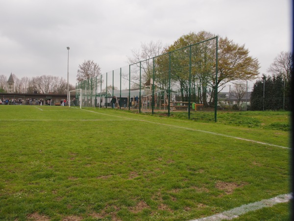 Sportanlage Am Weinberg - Soest-Ostönnen