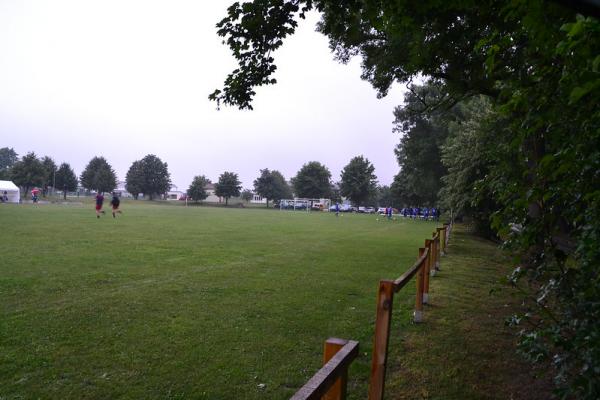 Sportplatz Schwaaner Landstraße - Benitz