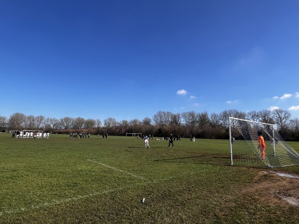 Hackney Marshes pitch S7 - Hackney Wick, Greater London