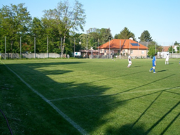 Sportplatz Süßenbrunn - Wien