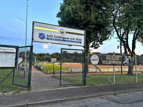 Sportplatz Jahnstraße - Warstein-Sichtigvor