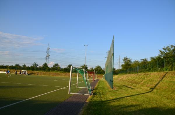 Sportplatz am Kanal - Hürth-Stotzheim