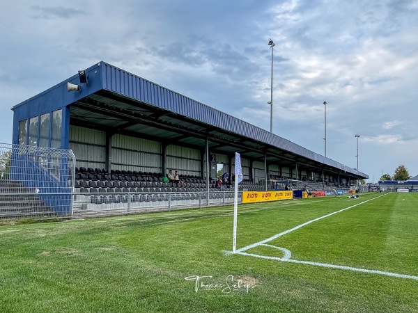Ostfriesland-Stadion - Emden-Früchteburg
