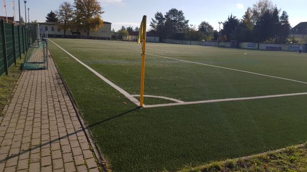 Sportplatz Kienfichten 2 - Dessau-Roßlau