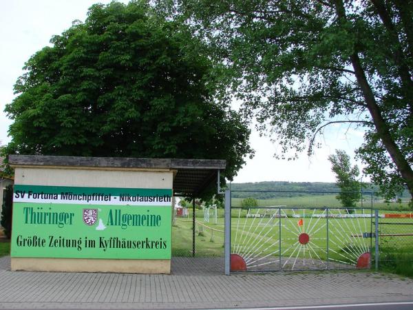 Sportplatz am Klostergut - Mönchpfiffel-Nikolausrieth