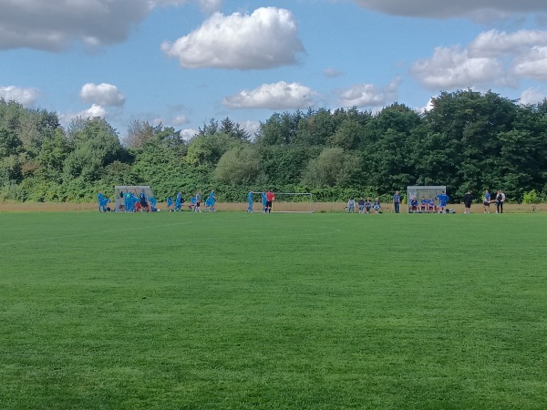 Sportplatz am Mittelweg - Holthusen