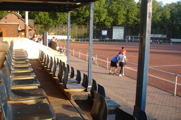 Sportanlage Iltisstraße Südplatz - Duisburg-Neumühl