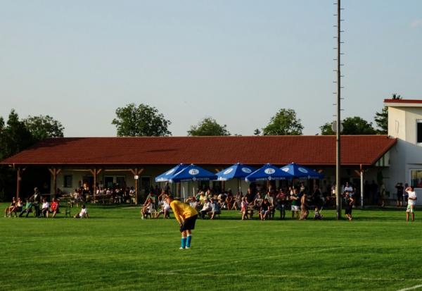 Sportplatz Hof - Hof am Leithaberge