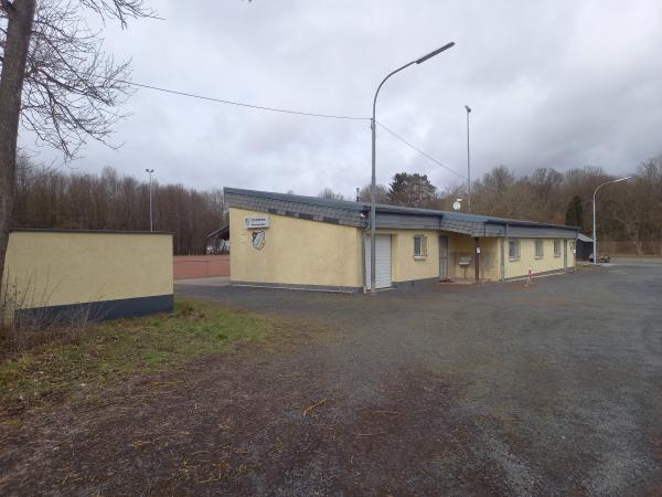 Sportplatz Waldstraße - Dreikirchen