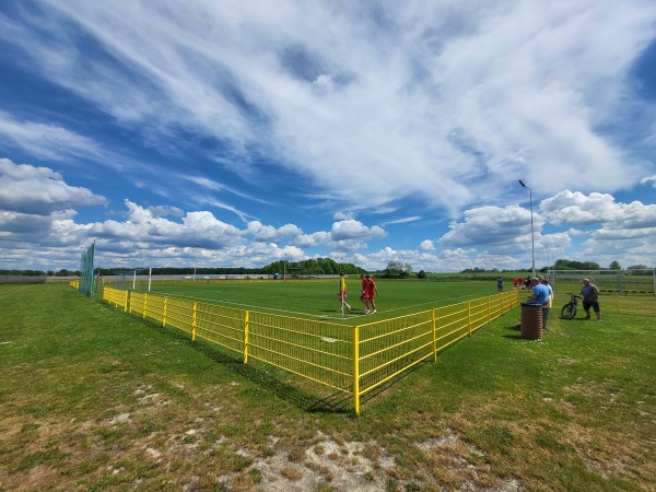 Stadion w Miedarach - Miedary