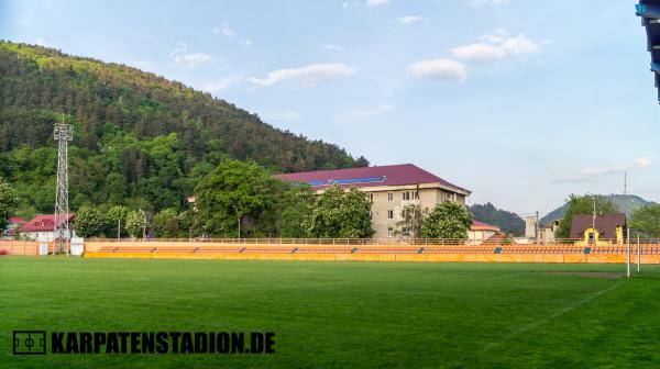 Stadionul Ceahlăul iarbă - Piatra Neamț