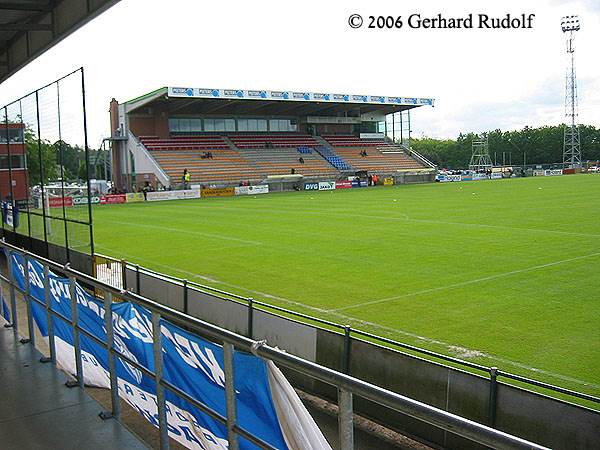 Stadion De Leunen - Geel