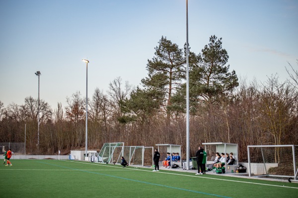 Gustav-Schickedanz-Stadion Nebenplatz 3 - Fürth/Mittelfranken-Oberfürberg