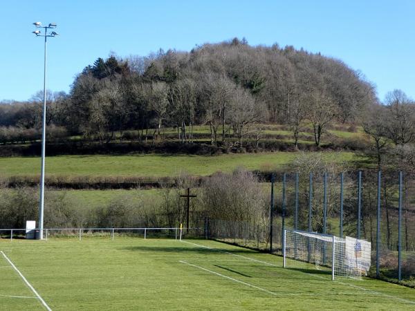 Stade Jaminet  - Déifferdeng-Uewerkuer (Differdange-Obercorn)