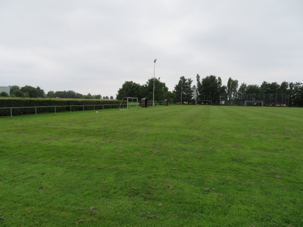 Sportplatz Auf der Wiese - Schellerten-Dinklar