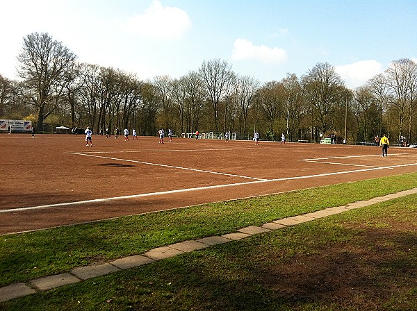 Sportplatz Quellental - Hamburg-Nienstedten