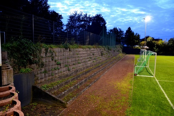 Sportplatz Andernacher Straße - Saffig