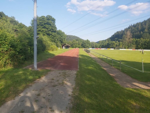 Sportanlage Hüttenwiesen - Heigenbrücken