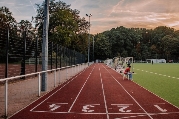 Sportplatz Hustadtring - Bochum-Querenburg