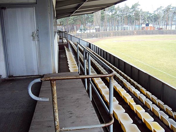Stadion der Hüttenwerker auf den Sportanlagen Waldstraße - Eisenhüttenstadt